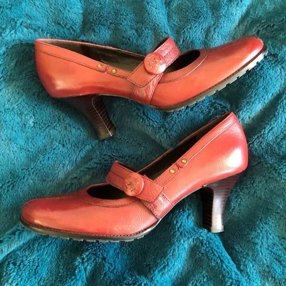 Aerosoles Red Leather Mary Janes, Sz 7.5 - Picture 5 of 15